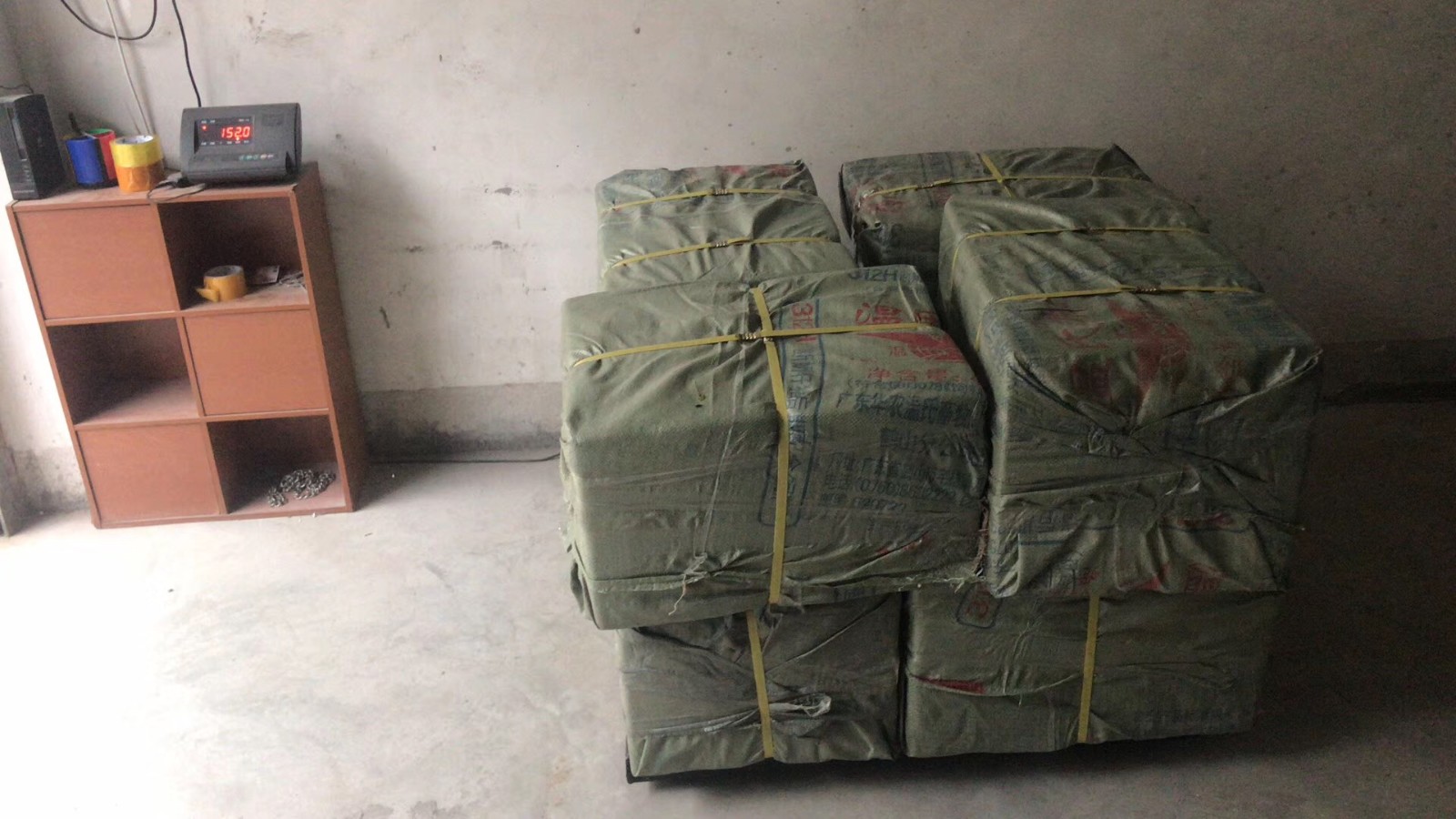 深圳到山西航空快遞深圳空運(yùn)到山西艙位保證，當(dāng)天可以到達(dá)