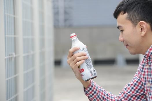 连日本女星凌瀨遥都爱　高纤零卡饮料真的能瘦身？