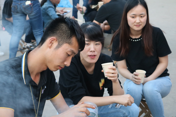王洪元 王洪元