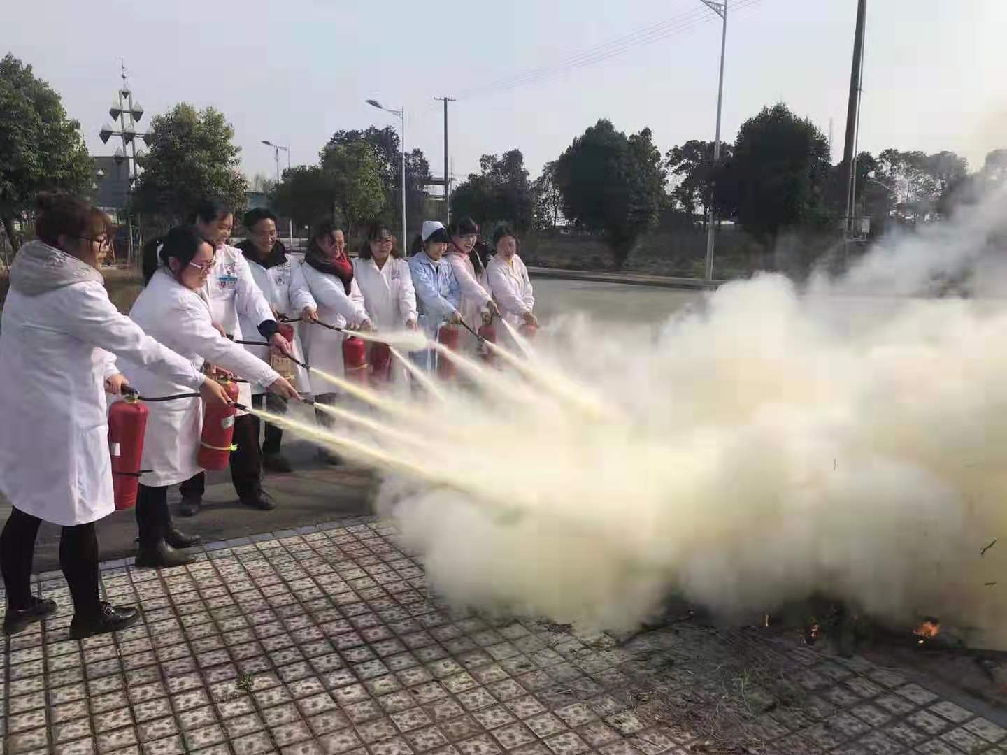 德阳什邡市皂角卫生服务站开展2019年消防安全培训