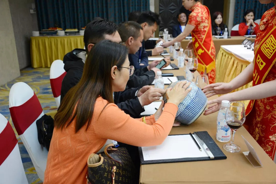 文化收藏,传世财富∣艺术品鉴会圆满落幕 文化收藏,传世财富∣艺术品鉴会圆满落幕