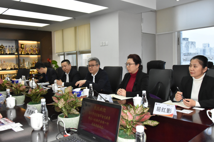 第六屆“深圳市質量強市金質獎章”考察組蒞臨建藝集團