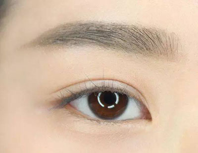 美妆小贴士— —眉毛·眼线这样画,在线提升颜值 美妆小贴士— —眉毛·眼线这样画,在线提升颜值