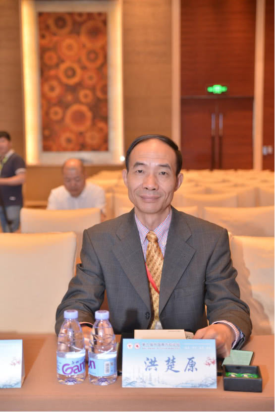 为疝外科专业树新风 第九届中国南方疝论坛举行(转自澎湃新闻) 为疝外科专业树新风 第九届中国南方疝论坛举行(转自澎湃新闻)