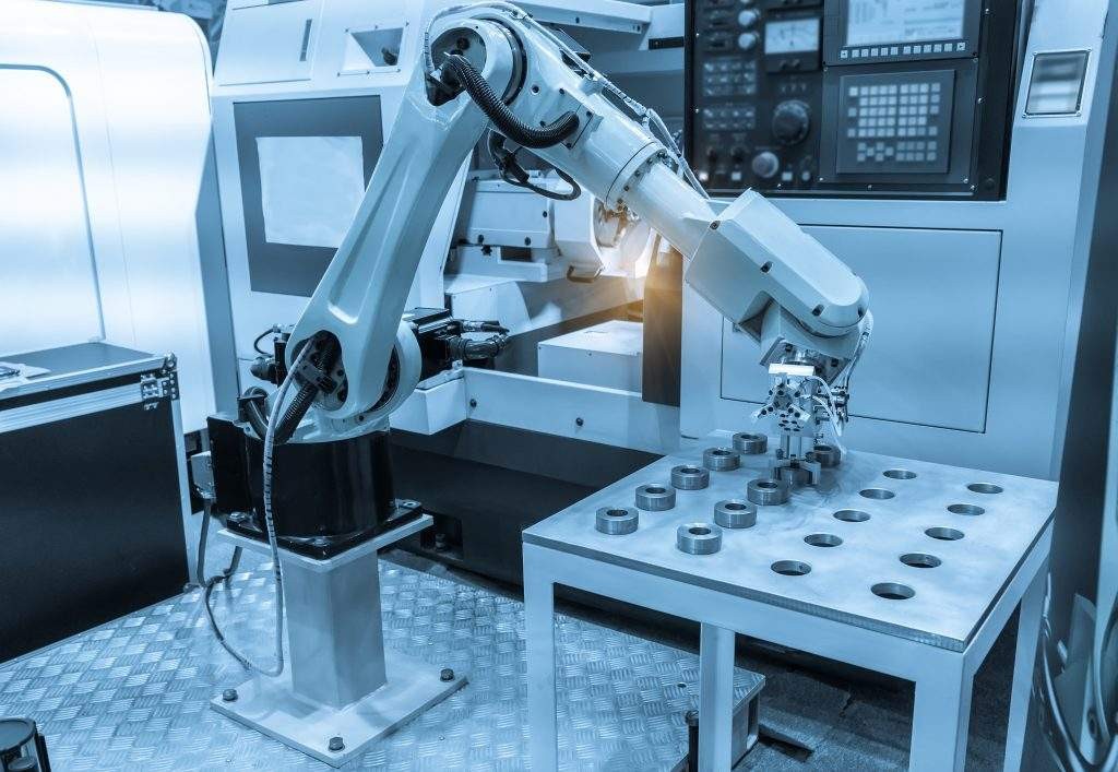 2018年中國工業機器人銷量近16萬臺