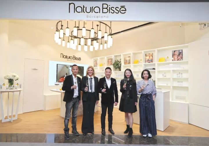 中国首家Natura Bissé悦碧施精品店奢耀入驻上海太古汇 