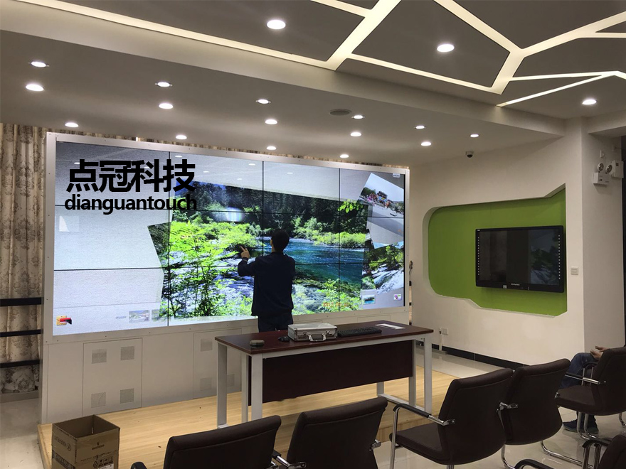 液晶拼接案例-横拼 液晶拼接案例-横拼