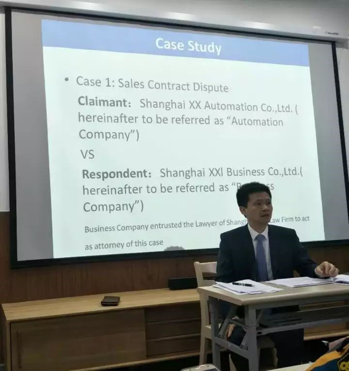 普世律师为华东政法大学留学生讲授中国法律制度 普世律师为华东政法大学留学生讲授中国法律制度