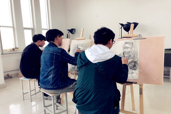 建筑工程学院