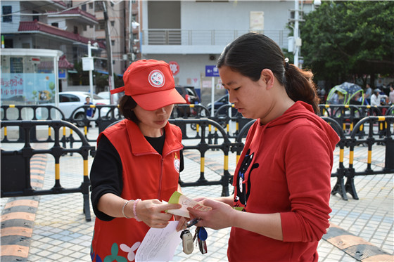 楼村社区开展居民需求调研活动暨社工宣传活动 楼村社区开展居民需求调研活动暨社工宣传活动