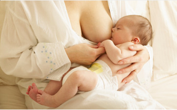 母乳喂养有禁忌 给宝宝喂奶的5不要 母乳喂养有禁忌 给宝宝喂奶的5不要