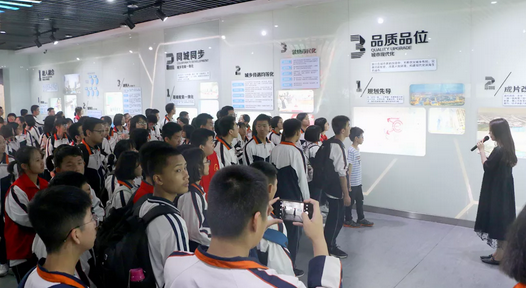 燃!这一场活动,让学子们都有一颗“晋江芯” 燃!这一场活动,让学子们都有一颗“晋江芯”
