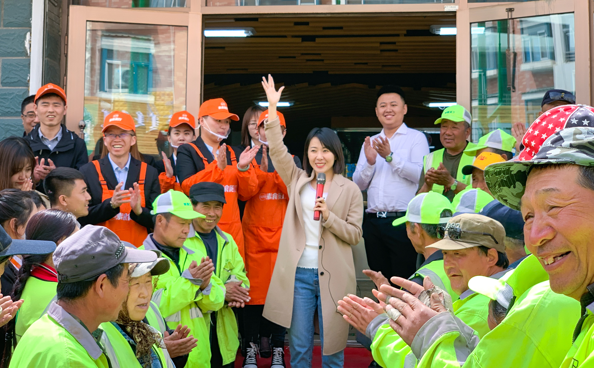 爱在蔓延|达飞公益不止步,呼伦贝尔428免费素食餐厅正式开放 爱在蔓延|达飞公益不止步,呼伦贝尔428免费素食餐厅正式开放