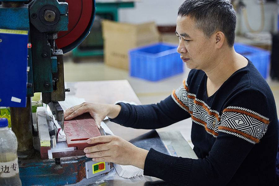 手胶的诞生——揭开泰昂手胶生产的神秘面纱！