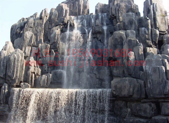 山东塑石假山大瀑布工程于2010年完工 