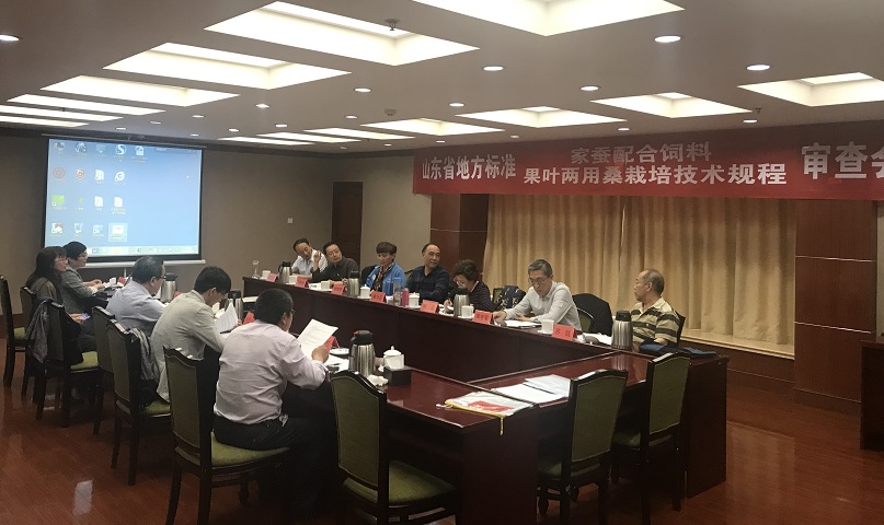 省蚕桑创新团队两项地方标准通过审定 省蚕桑创新团队两项地方标准通过审定