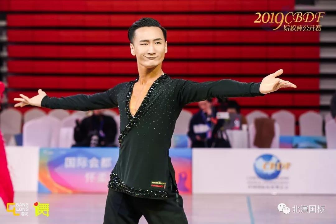 我院舞蹈系国标舞专业学生参加2019第21届CBDF院校杯公开赛