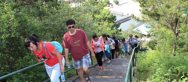 公司举办夏季自驾游活动 公司举办夏季自驾游活动