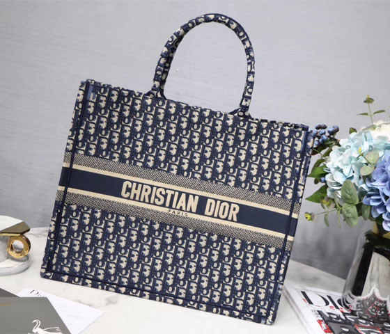 ¥800 ¥800