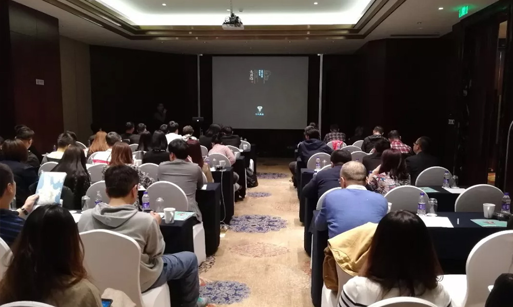 UBM大良造/港澳中心首发场/现场火爆依旧/成交量再破纪录 UBM大良造/港澳中心首发场/现场火爆依旧/成交量再破纪录