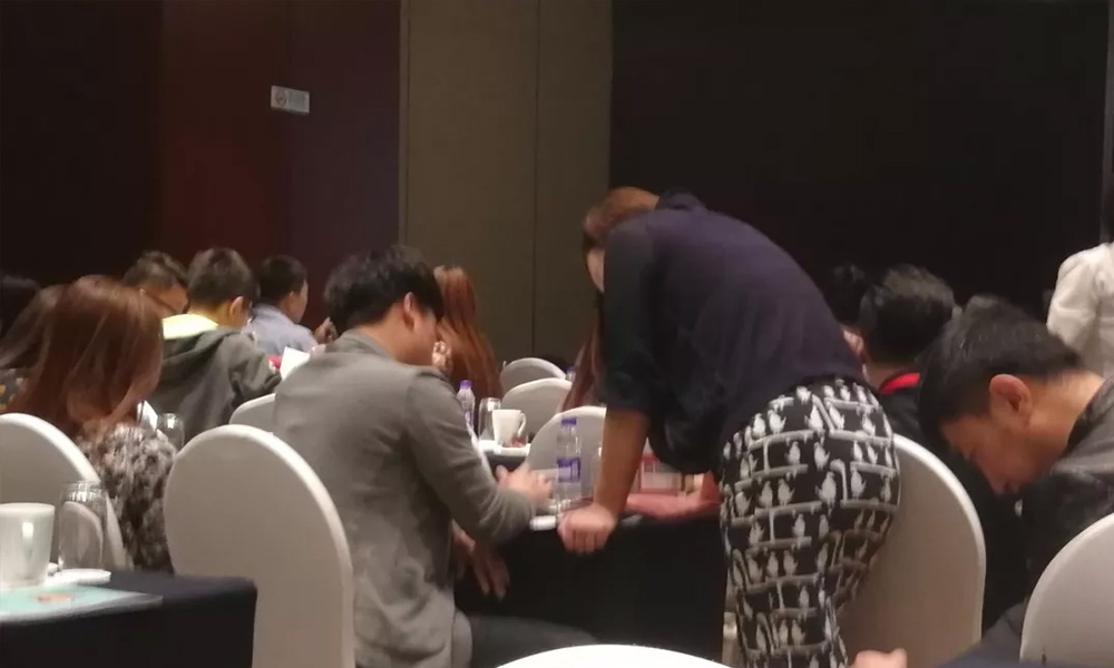 UBM大良造/港澳中心首发场/现场火爆依旧/成交量再破纪录 UBM大良造/港澳中心首发场/现场火爆依旧/成交量再破纪录