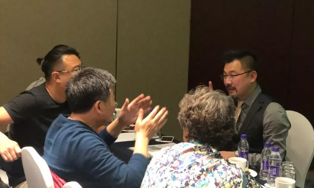 UBM大良造/港澳中心首发场/现场火爆依旧/成交量再破纪录 UBM大良造/港澳中心首发场/现场火爆依旧/成交量再破纪录