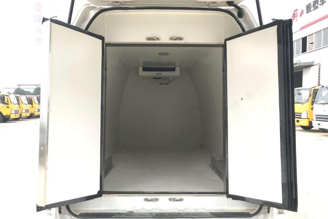 福田G7面包冷藏车BJ5039XLC 福田G7面包冷藏车BJ5039XLC