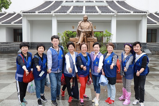 志愿心，红色情——上海慈爱公益基金会志愿者团建记实