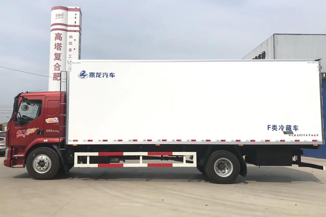 柳汽乘龙黄牌冷藏车LZ5180XLC 柳汽乘龙黄牌冷藏车LZ5180XLC
