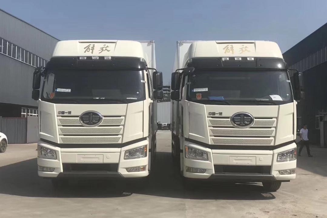 解放J6P四桥冷藏车CA5310XLC 解放J6P四桥冷藏车CA5310XLC