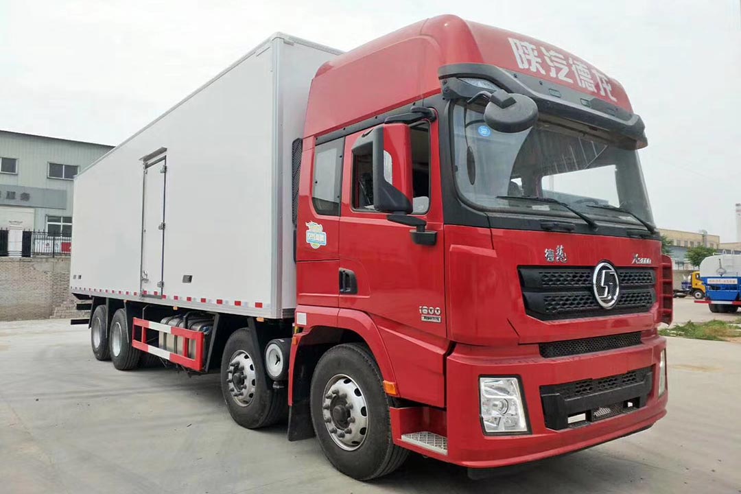陕汽德龙四桥冷藏车SX5320XLC 陕汽德龙四桥冷藏车SX5320XLC