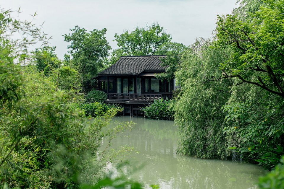 杭州西溪隐世酒店中式美学建筑与庭院设计共鸣之美 杭州西溪隐世酒店中式美学建筑与庭院设计共鸣之美