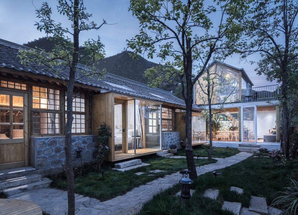 clip_image006.jpg 说明: https://oss.gooood.cn/uploads/2019/05/012-huasheshanjian-guest-house-china-by-upa-960x692.jpg
