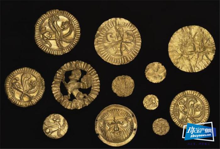 波斯帝国不但美女多，珠宝设计也特别超前，这些黄金饰品叹为观止