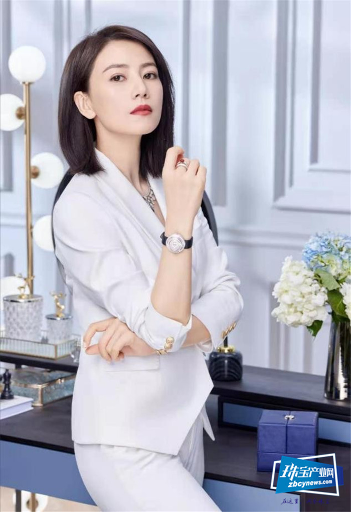 巴黎级珠宝艺术世家CHAUMET正式宣布高圆圆成为CHAUMET品牌代言人