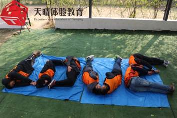 趣味活动拓展项目:人体拼图 趣味活动拓展项目:人体拼图