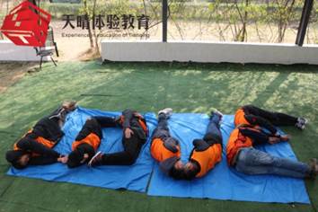 趣味活动拓展项目:人体拼图 趣味活动拓展项目:人体拼图