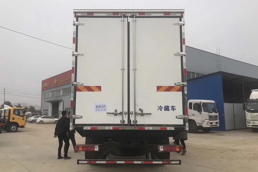 福田欧马可国六冷藏车BJ5186XLC 福田欧马可国六冷藏车BJ5186XLC