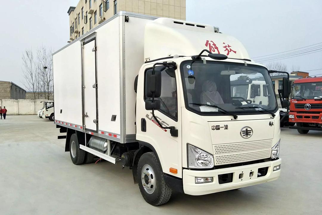 解放J6F蓝牌冷藏车CA5046XLC 解放J6F蓝牌冷藏车CA5046XLC