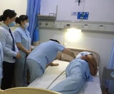 郑继莲：爱的照护故事
