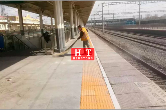 枫叶红高铁站台帽石 枫叶红高铁站台帽石