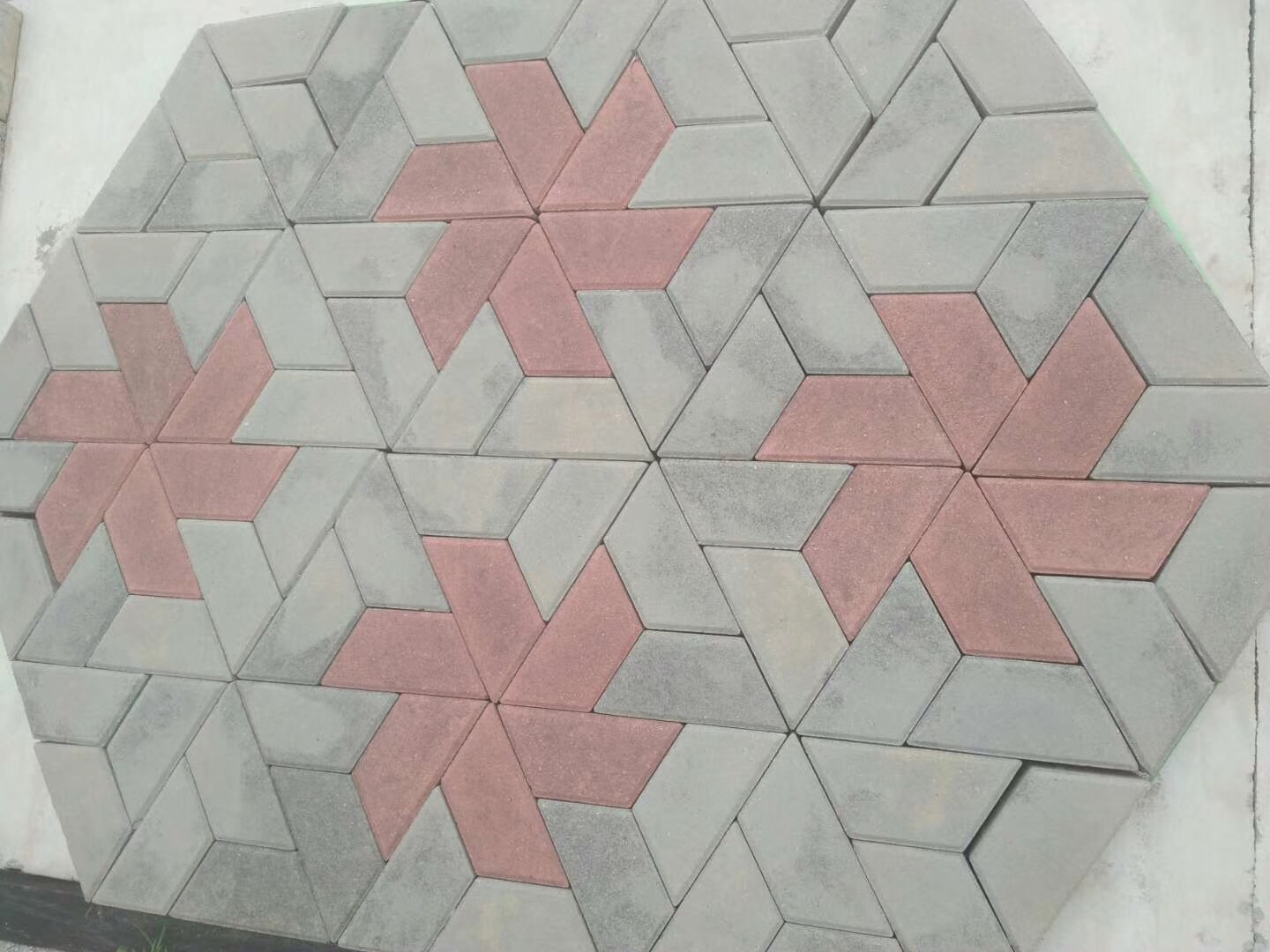 建一个中型彩砖厂需要准备什么 建一个中型彩砖厂需要准备什么