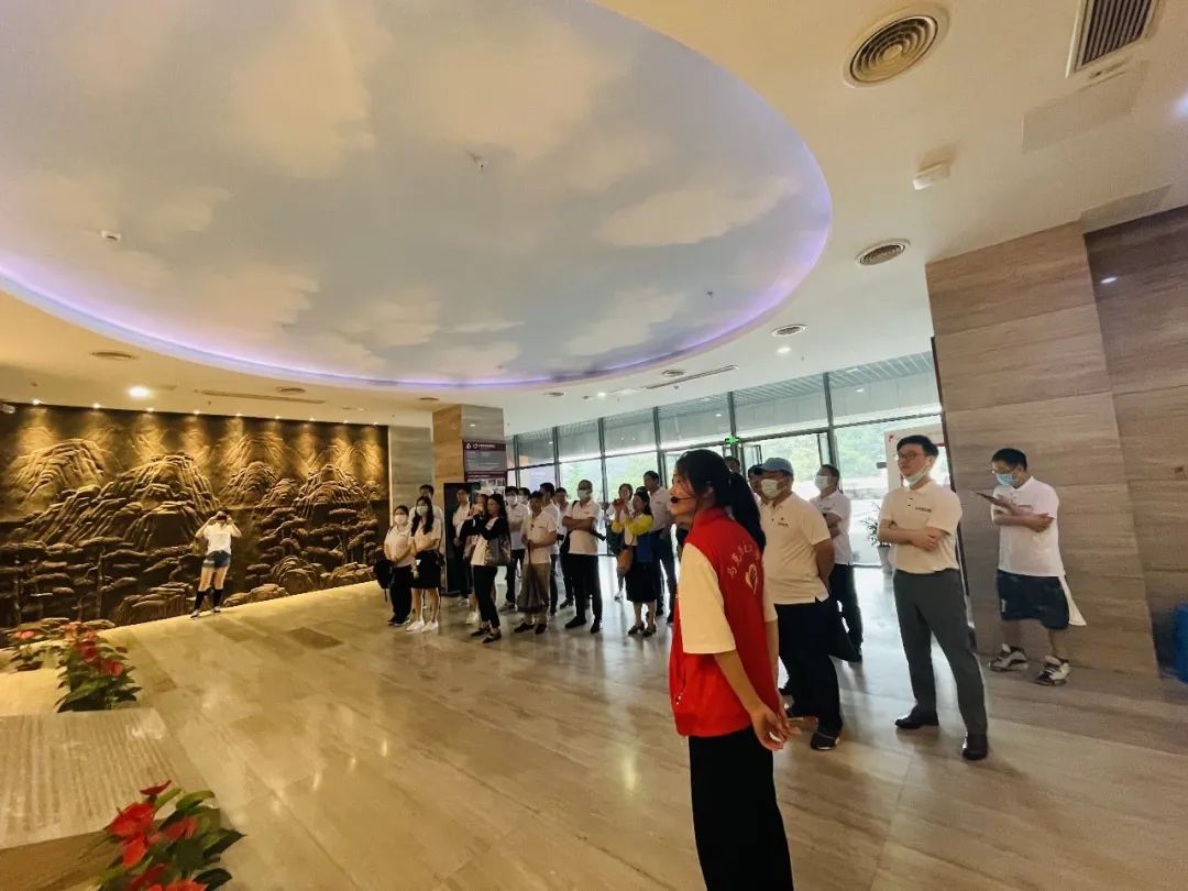 普世万联律所湖州党史学习红色主题活动圆满举办 普世万联律所湖州党史学习红色主题活动圆满举办