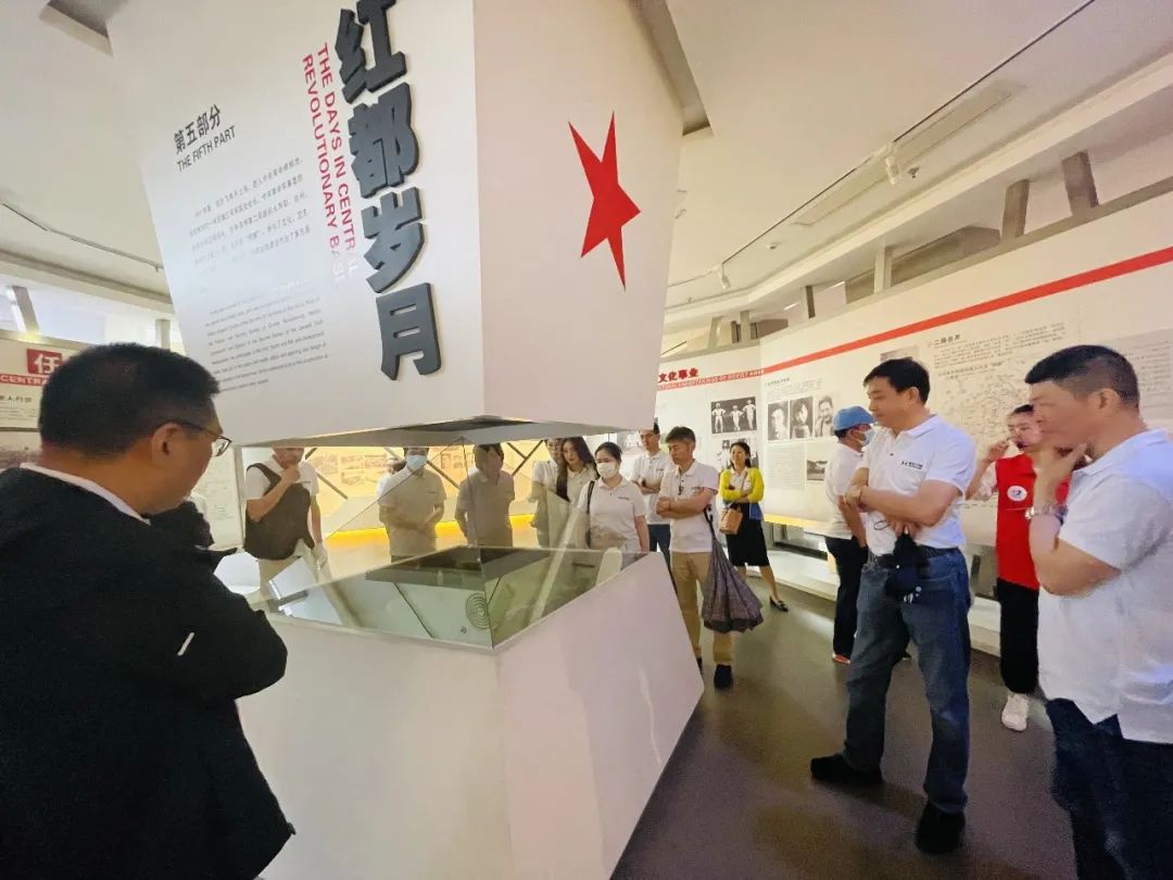 普世万联律所湖州党史学习红色主题活动圆满举办 普世万联律所湖州党史学习红色主题活动圆满举办