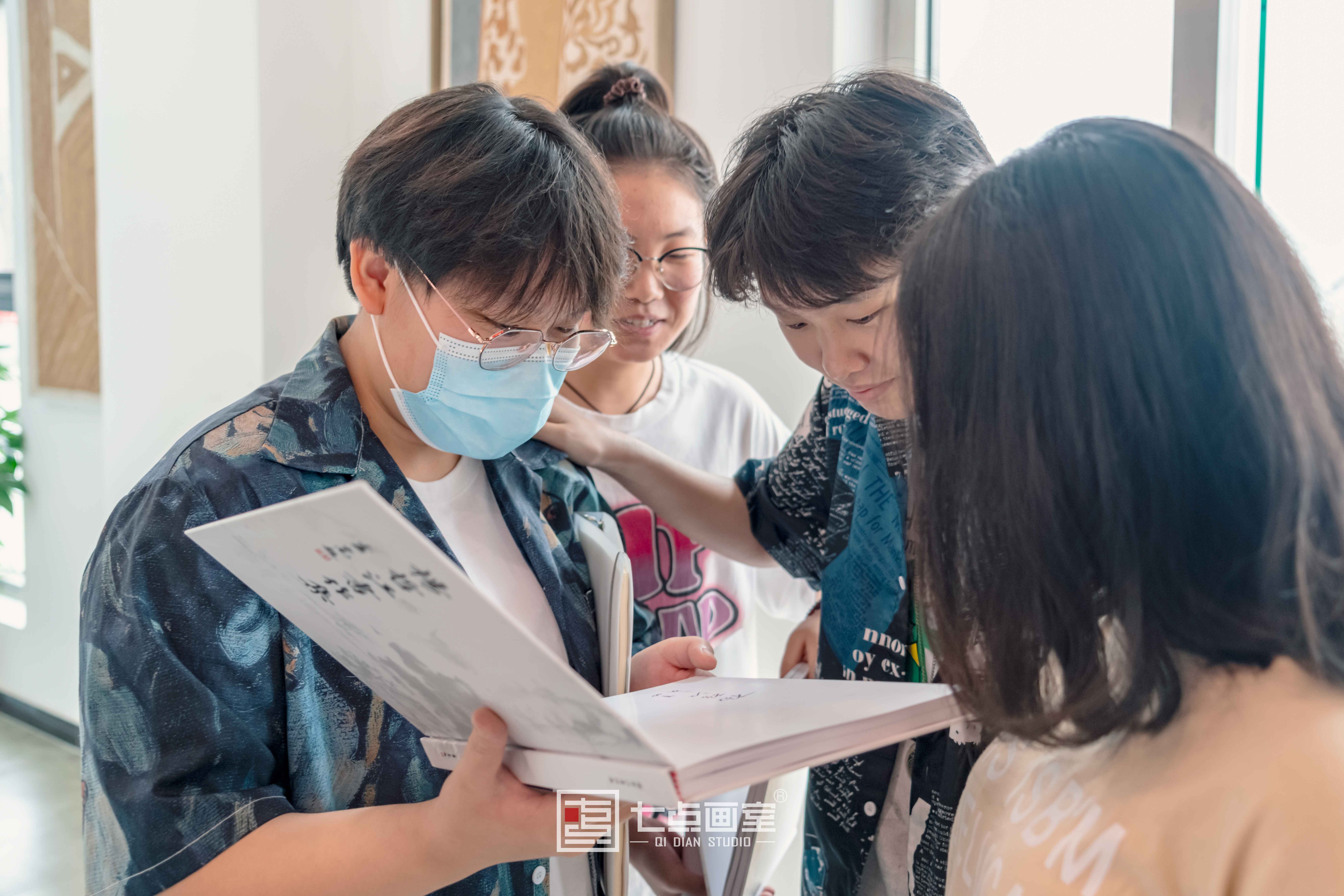 如“柒”绽放「杨哲江书法作品展」在柒•美术馆正式开幕! 如“柒”绽放「杨哲江书法作品展」在柒•美术馆正式开幕!