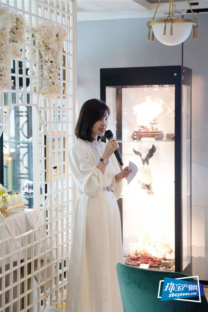 F·YOUNG FINE JEWELRY 2021高级珠宝新品优雅绽放,首位创作以女性成长为主题珠宝新品发布 F·YOUNG FINE JEWELRY 2021高级珠宝新品优雅绽放,首位创作以女性成长为主题珠宝新品发布