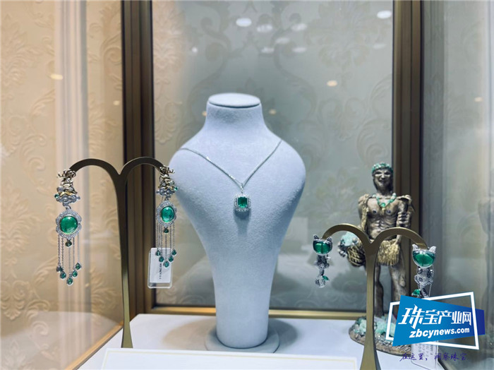 F·YOUNG FINE JEWELRY 2021高级珠宝新品优雅绽放,首位创作以女性成长为主题珠宝新品发布 F·YOUNG FINE JEWELRY 2021高级珠宝新品优雅绽放,首位创作以女性成长为主题珠宝新品发布