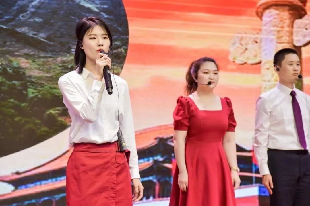 唱支赞歌给党听 | 普世万联参与普陀律师献礼建党百年文艺汇演 唱支赞歌给党听 | 普世万联参与普陀律师献礼建党百年文艺汇演