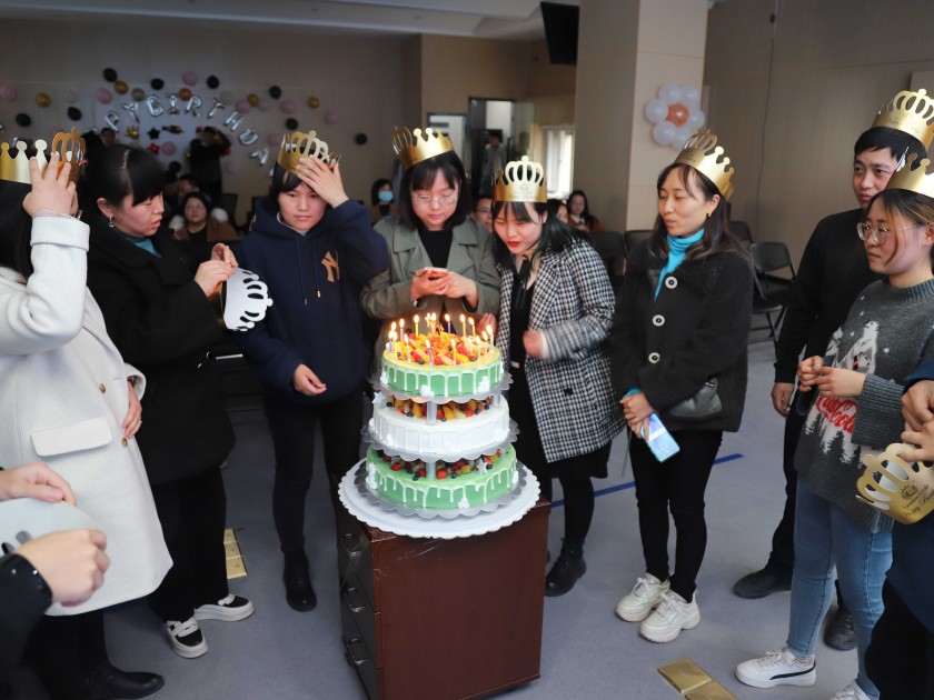 2021年第一季度員工生日會(huì) 2021年第一季度員工生日會(huì)