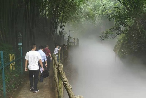 游西南竹海 逛平乐古镇